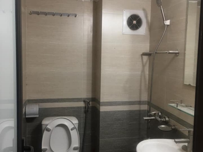 Cho thuê nhà số 57C mặt đường Mễ Trì đối diện The Manor 11