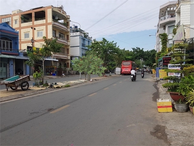 Bán gấp nhà mt đàm thận huy, ngay chợ tân hương, tân phú. giá cực tốt. 1