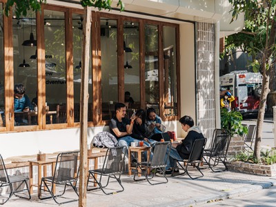 Cho thuê nhà nguyên căn MP Võ Thị Sáu, 150m  x 3 tầng, lô góc, view hồ giá 50tr/th. 0