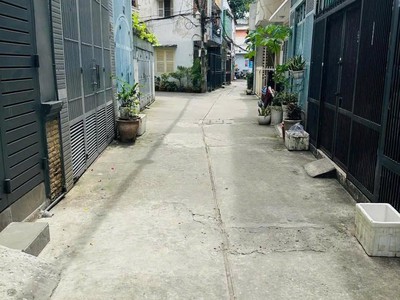 Nhỉnh 7 tỷ-nhà sát mặt tiền hải thượng lãn ông quận 5- 3tầng  3,8x12,5 3