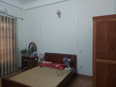 Bán nhà 3 tầng trung tâm phường quang trung, tp thái bình, diện tích 97m , giá 3.3 tỷ, khu gần nhiều 1