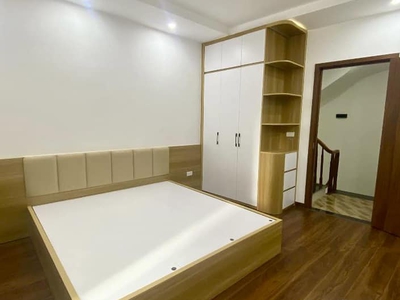 Bán nhà la khê, hà đông 37m2 x x5 tầng, ô tô đỗ cửa, ngõ thông thoáng, fill nội thất 2
