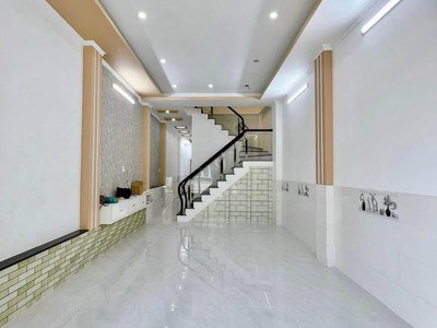 Chủ Ngộp Giá Cần Bán Gấp Nhà 1 Trệt 1 Lầu  5x20m  Xã Bình Chánh Giá 950 Triệu 1