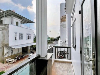 Chủ Ngộp Giá Cần Bán Gấp Nhà 1 Trệt 1 Lầu  5x20m  Xã Bình Chánh Giá 950 Triệu 8