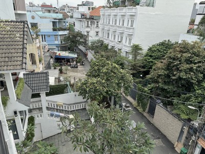 Bán nhà   hẻm 6m   lê quang định   bình thạnh - 75m2 3.2x23    4 tầng   4pn 4wc   giá chỉ 9.5 tỷ. 0