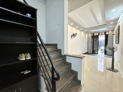 Bán nhà   hẻm 6m   lê quang định   bình thạnh - 75m2 3.2x23    4 tầng   4pn 4wc   giá chỉ 9.5 tỷ. 1