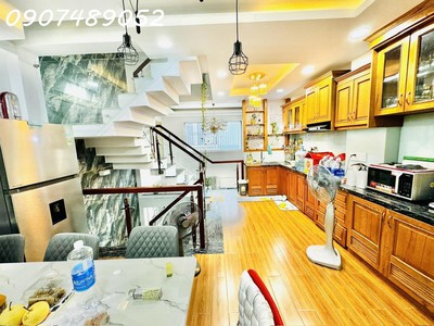 Chủ kẹt tiền  bán nhà 4 tầng, 44m , 3pn, 4wc, gò vấp, 5.6 tỷ, shr 3