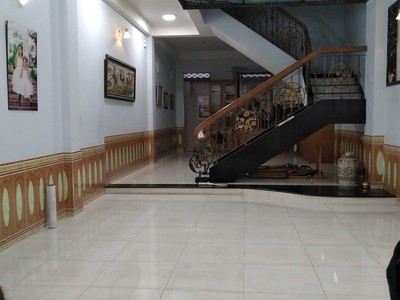 CC cho thuê nhà mặt tiền đường số 1, 1 trệt 3 lầu, Hiệp Bình, Thủ Đức 1