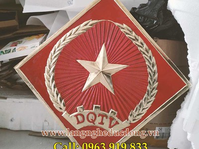 Logo dân quân tự vệ 65x65cm, mẫu logo dân quân tự vệ bằng đồng 0