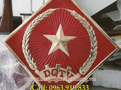 Logo dân quân tự vệ 65x65cm, mẫu logo dân quân tự vệ bằng đồng 2