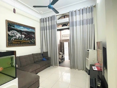 Siêu rẻ-hiếm tại cầu giấy-gần phố-lô góc 2 thoáng, ngõ thông-54m2-3pn-giá 10.299t tỷ 2