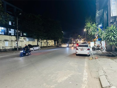 Bán gấp mảnh đất 100m , giá 5.4 tỷ, ô tô đỗ cổng tại đại phùng - đan phượng, ba bước ra mặt phố 0