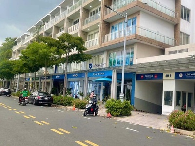 Cho thuê văn phòng khu đô thị sala 30 triệu, 100m2, lầu 1, bao phí quản lý, quận 2. 0