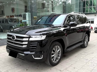 Bán Toyota Land Cruiser LC300 VXR nhập Trung Đông, Model 2022 1