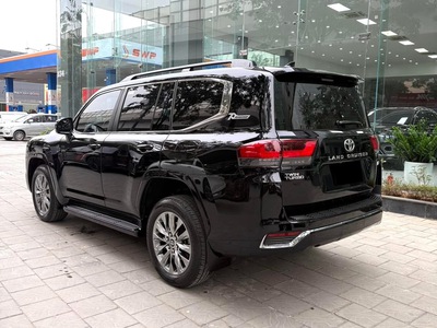 Bán Toyota Land Cruiser LC300 VXR nhập Trung Đông, Model 2022 5