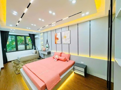Nhà Đẹp Triều Khúc- TX , 40m2 , Giá hơn 6 Tỷ ,oto tránh 30m, full nội thất 2