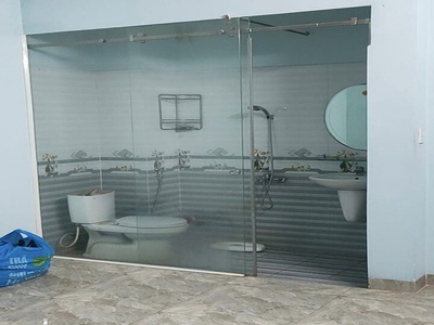 Bán nhà mặt phố MTKD đường ô tô thông Đỗ Xuân Hợp, Quận 9  Chỉ có 3 ti ---.2 tầng 2 pn   60 m2 đất. 3