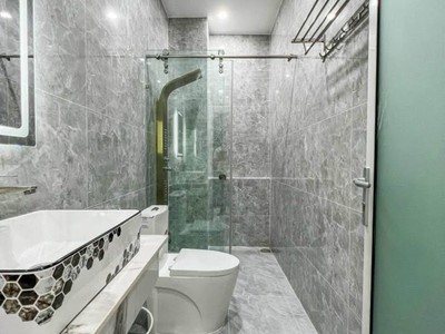 Cần bán gấp nhà 1 trệt 2 lầu Tân Uyên Bình Dương 0