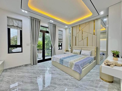 Cần bán gấp nhà 1 trệt 2 lầu Tân Uyên Bình Dương 2
