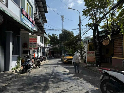 Nhỉnh hơn 5 tỷ sở hữu căn góc nhà mt hải châu gần đại học kiến trúc 3
