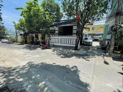 Nhỉnh hơn 5 tỷ sở hữu căn góc nhà mt hải châu gần đại học kiến trúc 0