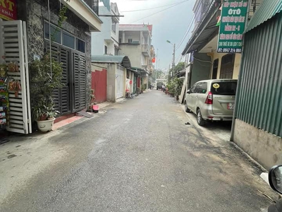 Chính chủ bán nhà văn trì bac tu liemnhà xây đang vào hoàn thiện 35m x 5 tầng mt 4,5m nhỉnh 6 tỷ 1