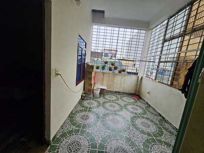 Bán nhà trong ngõ phường trần lãm xây chắc chắn đẹp, ôtô đỗ ngày đêm, diện tích 90m2, mặt tiền 6m, 2
