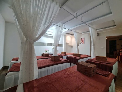 Bán nhà 5 tầng mặt đường trần bình trọng, nha trang. giá 12,5 tỷ 1