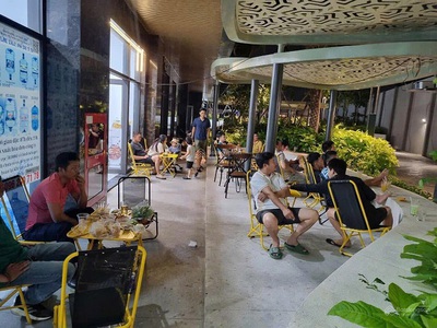 Chính chủ bán căn shophouse opal skyline   hiện tại đang cho thuê với nguồn thu nhập ổn định. 1