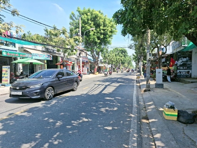 Mặt tiền kinh doanh phạm thế hiển 13x63 chỉ 75 tỷ 0