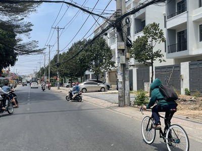 Bán tòa nhà 5 tầng mặt tiền 8x30m giá 23,9 tỷ đường nguyễn thị búp, quận 12 1