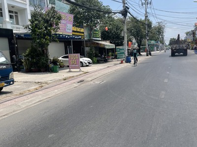 Bán tòa nhà 5 tầng mặt tiền 8x30m giá 23,9 tỷ đường nguyễn thị búp, quận 12 0