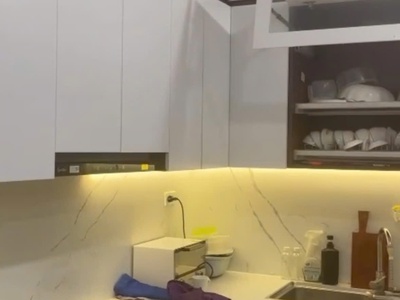 Gia đình bán căn hộ 109m2 3 ngủ ban công đông nam c14 bắc hà full đồ giá 5,8 tỷ 1