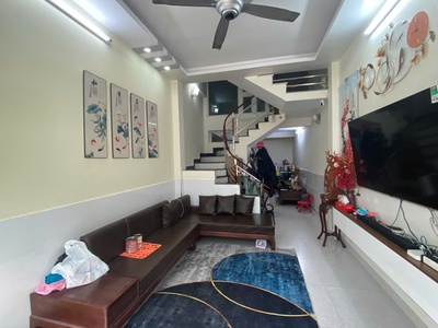 NGON BỔ đường Đình Đông.Bán Nhà 41mx 3.5 tầng Giá Rẻ 8