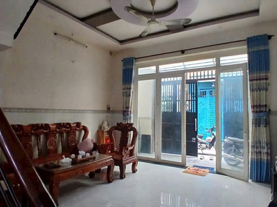 Nhà hẻm 2 xẹt đường số 8,Bình Hưng Hòa B dt 50m2 2 lầu 4pn 3wc giá 4,2 tỷ 0