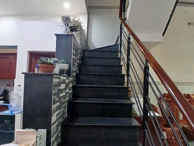 Nhà hẻm 2 xẹt đường số 8,Bình Hưng Hòa B dt 50m2 2 lầu 4pn 3wc giá 4,2 tỷ 2