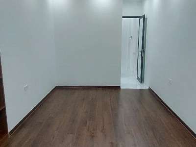 Nhà ĐỐNG ĐA 30m2 x 5 tầng - Ngõ nông, thoáng sáng - Gần phố. 2
