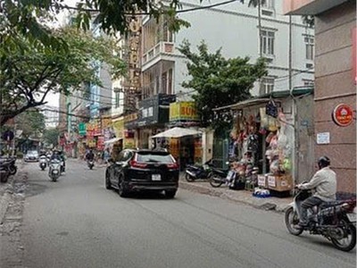 Cả phố xã đàn, đống đa-duy nhất 1 căn chung cư mini-14p-thang máy-nhà mới-14.5 tỷ 0