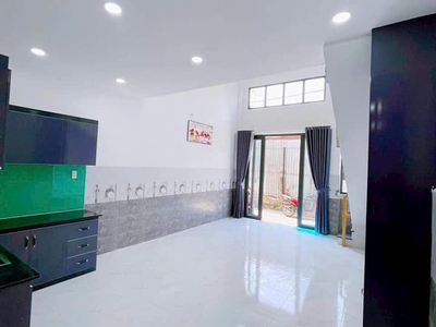 Chính chủ ngộp gửi bán nhà 82m2 trịnh như khuê gần chợ bình chánh giá 900trieu 3