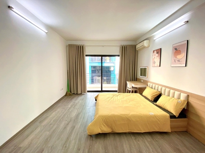 Vài bước ra phố, nhà đẹp cầu giấy 34/38m 4t, 3pn, chỉ 7.9 tỷ 0