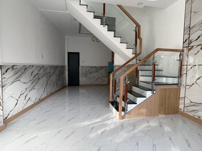 Hiếm bán nhà mới mặt tiền kd 50m2 5.5x9 chỉ 2.8 tỷ gần gigamall phạm văn đồng hiệp bình chánh thủ 0