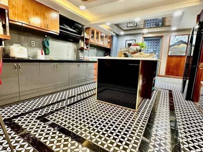 Bán nhà đẹp bình thạnh, ngang 8m, có hầm ô tô, hồ cá koi, gần như biệt thự mini, giá 20 tỷ 2