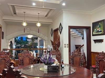 Biệt thự 5 tầng 178m2 nội thất gỗ xịn, mặt tiền đường xe hơi thông 1979 huỳnh tấn phát, gân chợ phú 2