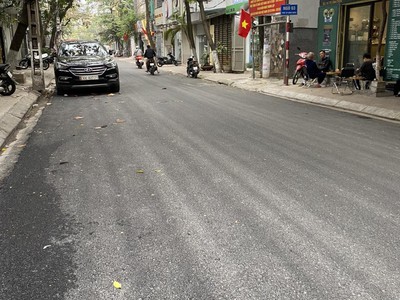 Chính chủ bán nhà ngõ láng hạ, dt: 40m2 x 4 tầng, kinh doanh đường 3 ô tô tránh 13 tỷ 0
