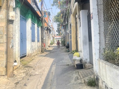 Nhà nhỏ xinh, sổ hồng,  linh đông, thủ đức, dt44m2   4 x 11   giá chỉ 1.8ty 1