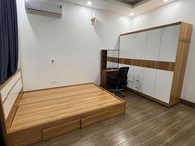 Bán nhà 4 tầng ngõ đường Điện Biên Phủ, ph Cẩm Thượng, TP HD, 40m2, 3 ngủ, 3 vs, hướng đông bắc, 2.3 2