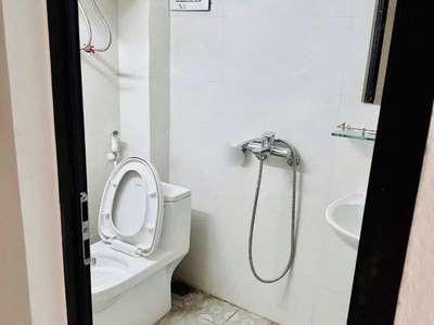 Cho thuê nhà nguyễn ngọc vũ, 4 tầng, 40m2, 4 ngủ, 3 wc, 15 triệu. 3