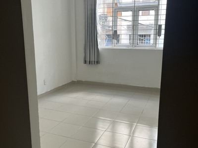 Cho thuê nhà ngay trung tâm quận 3, địa chỉ 27/40/2c huỳnh tịnh của, p võ thị sáu. quận 3 4