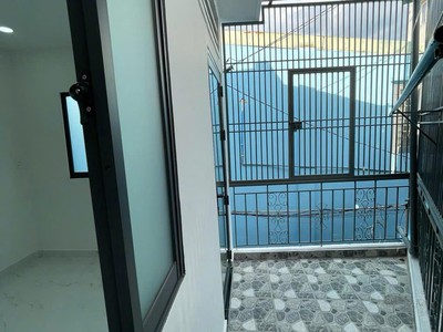 Nhà đẹp - giá tốt - chính chủ cần bán nhà vị trí đẹp tại lê quang định,bình thạnh, tp hồ chí minh 2