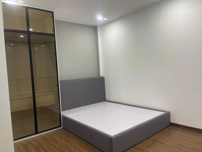 Do không có nhu cầu ở nên cần bán nhanh nhà gõ 58/39 số 2 phố việt hưng, phường việt hưng 4